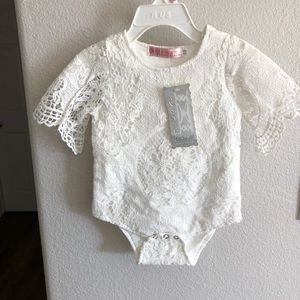 9-12 m lacey white baby onesie with sleeves